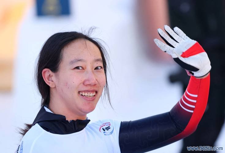 钢架雪车世界杯圣莫里茨站：赵丹与殷正联手摘得混合团体金牌