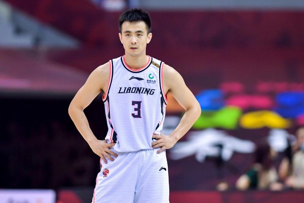 C7娱乐下载 赵继伟24+10辽宁6人上双大胜深圳 总比分1-0